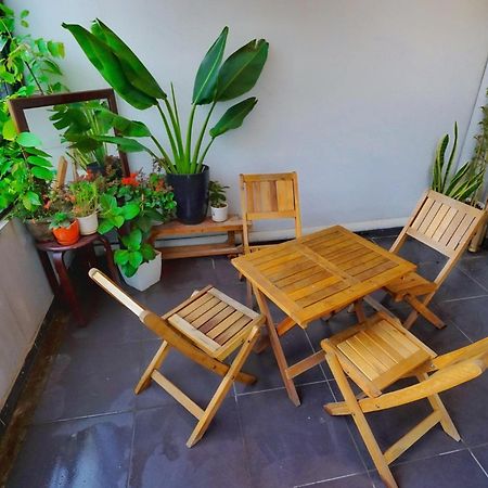 Khach San Giao Thong Hotel Hanoi Kültér fotó