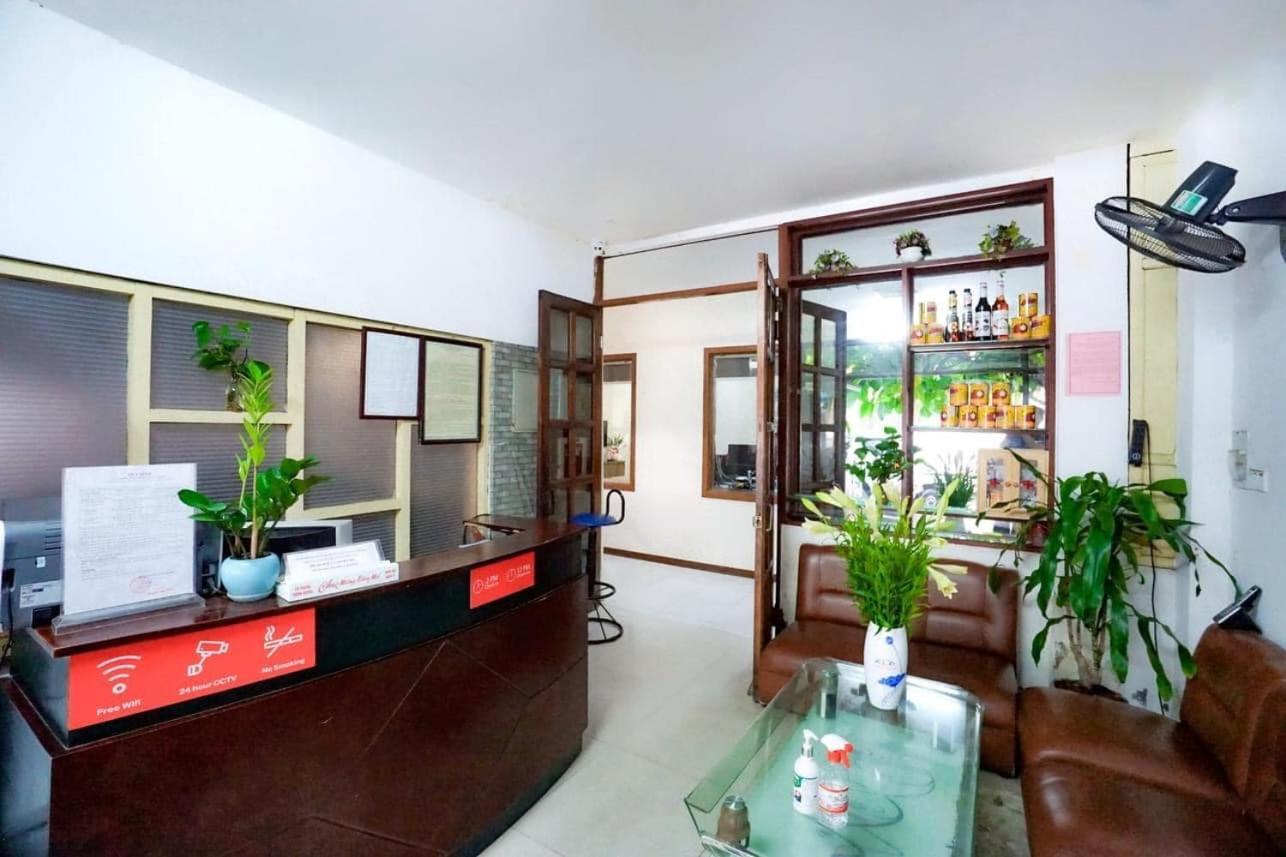 Khach San Giao Thong Hotel Hanoi Kültér fotó