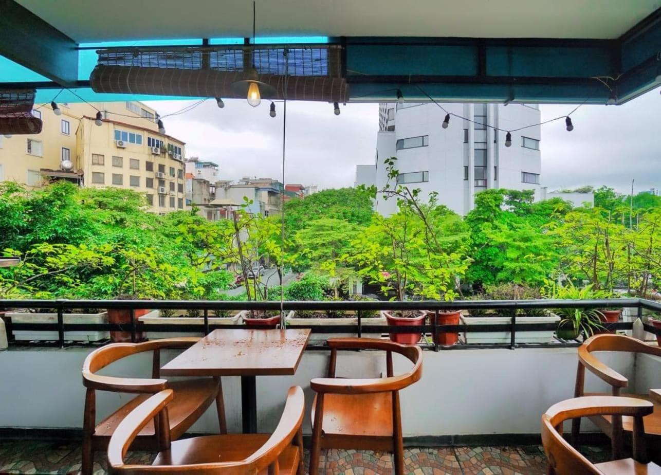 Khach San Giao Thong Hotel Hanoi Kültér fotó