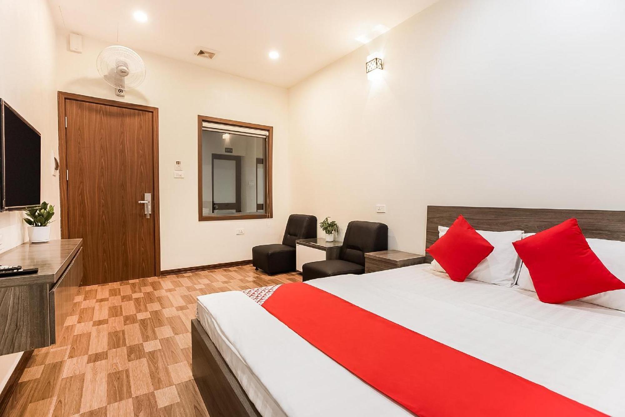Khach San Giao Thong Hotel Hanoi Kültér fotó