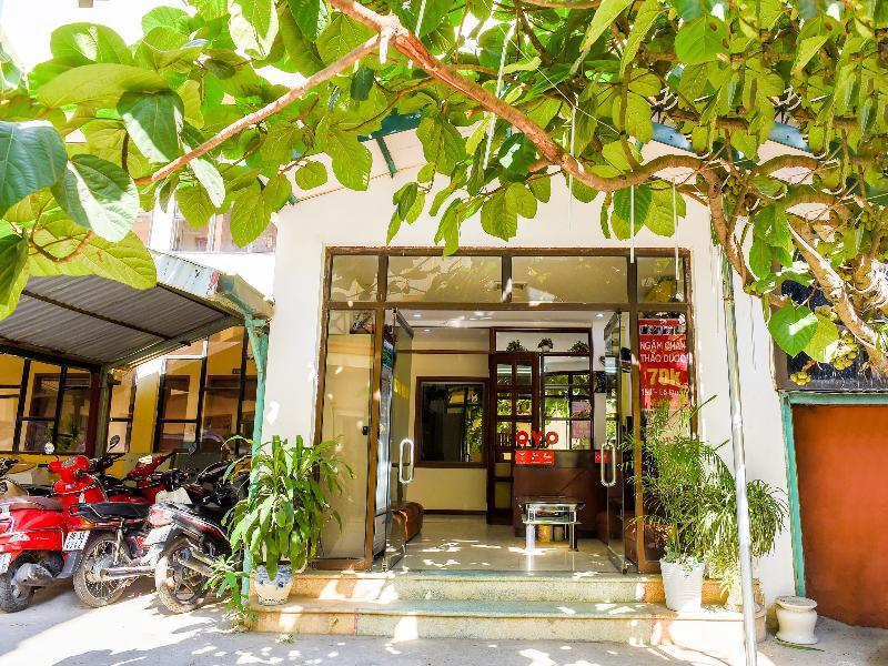 Khach San Giao Thong Hotel Hanoi Kültér fotó