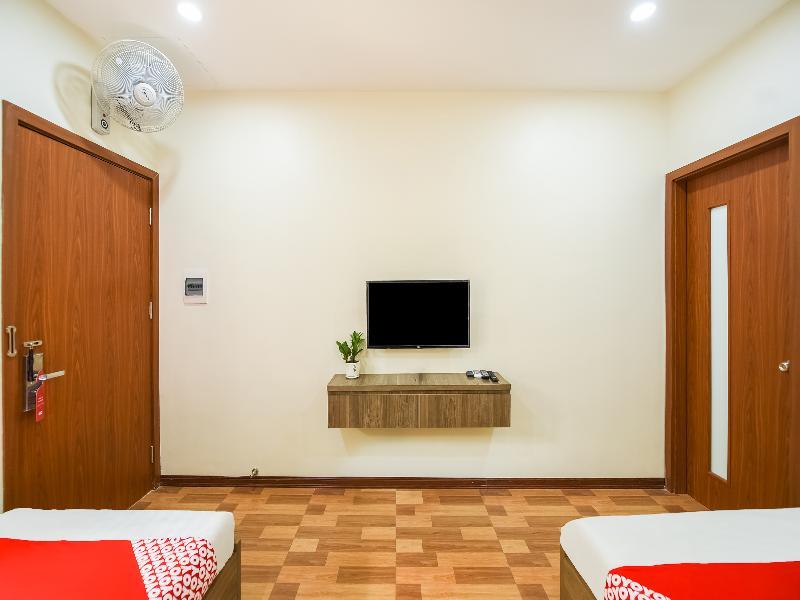 Khach San Giao Thong Hotel Hanoi Kültér fotó
